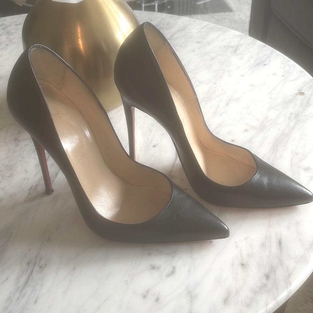 120mm Napa Noir Christian Louboutin in EUC.